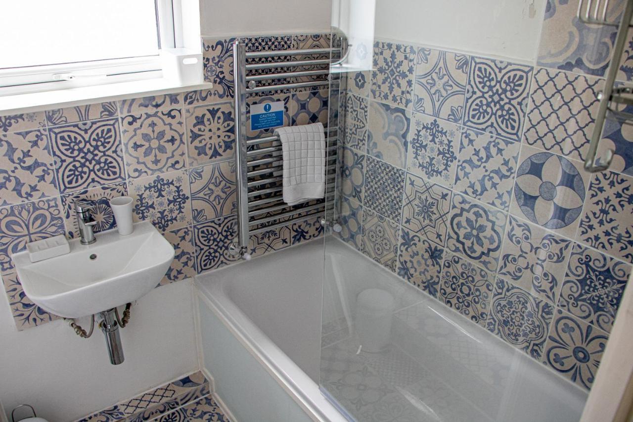 Clevedon House - Newquay - Beaches - Parking Экстерьер фото
